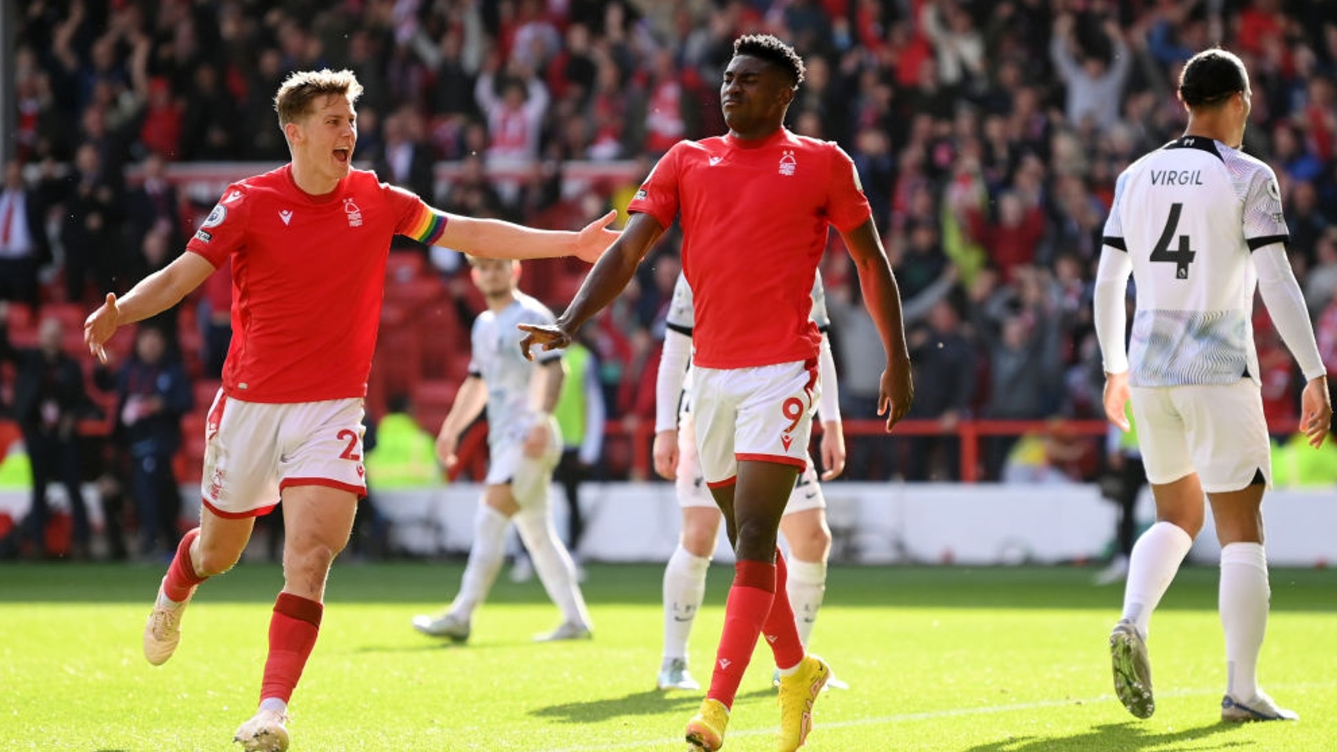 队因内部配 队因内部配